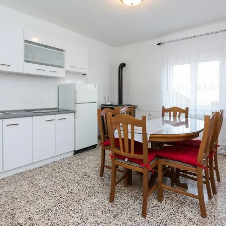 Dalibor Apartment Bibinje
