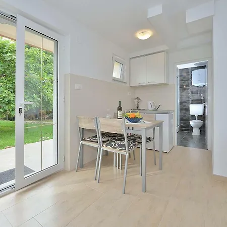 Dalibor Apartment Bibinje